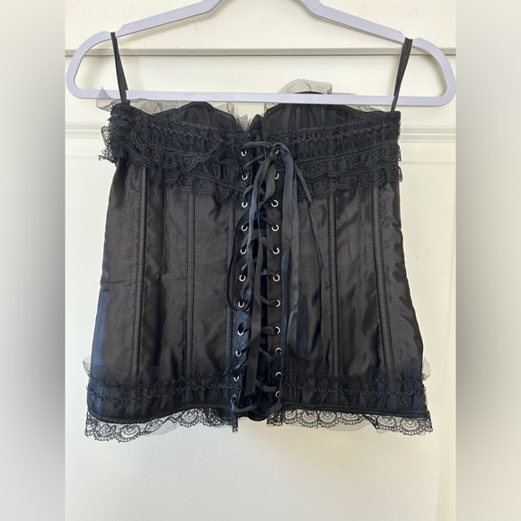 Black Lace Corset with Bow Details - Picture 3 of 7